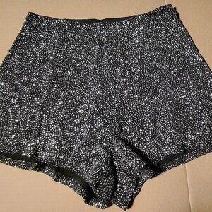 Divided by H&M High-Waisted Sparkly Black Mini Shorts Women's Small